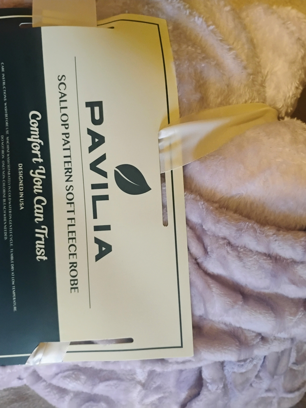 Soft Plush Throw Blanket in Light Lavender